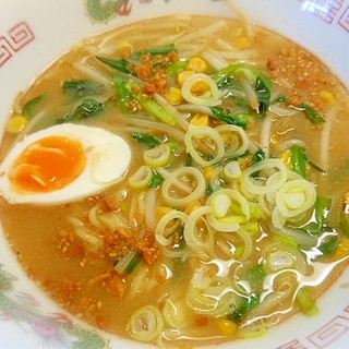 もやし・ニラの味噌ラーメン